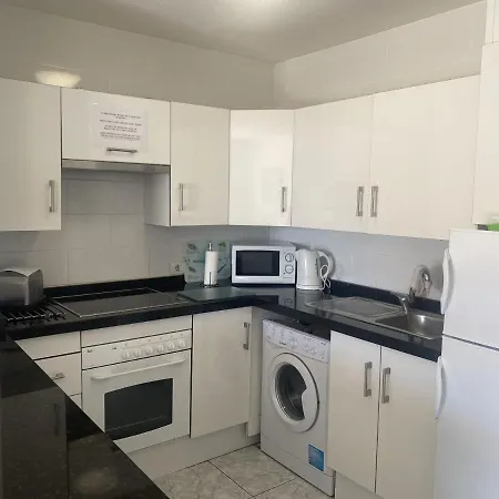 1 Bed 6b2, Victoria Court 1, Cristianos,tenerife * Los Cristianos (Tenerife)