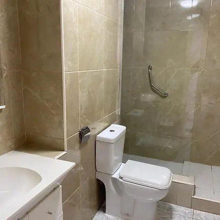 Appartamento 1 Bed 6b2, Victoria Court 1, Cristianos,tenerife *